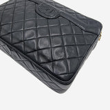 DIAMAND QUILTED CAMERA BAG taske fra brand: CHANEL - We Do Vintage