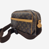 MONOGRAM CANVAS REPORTER PM taske fra brand: LOUIS VUITTON - We Do Vintage