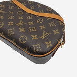 MONOGRAM CANVAS BLOIS taske fra brand: LOUIS VUITTON - We Do Vintage