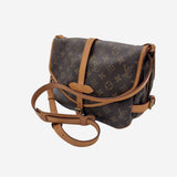 MONOGRAM CANVAS SAUMUR 30 taske fra brand: LOUIS VUITTON - We Do Vintage
