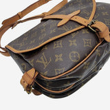 MONOGRAM CANVAS SAUMUR 30 taske fra brand: LOUIS VUITTON - We Do Vintage