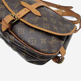 MONOGRAM CANVAS SAUMUR 30 taske fra brand: LOUIS VUITTON - We Do Vintage