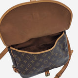 MONOGRAM CANVAS SAUMUR 30 taske fra brand: LOUIS VUITTON - We Do Vintage