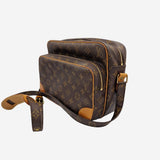 MONOGRAM CANVAS NILE MM taske fra brand: LOUIS VUITTON - We Do Vintage