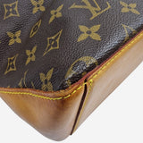 MONOGRAM CANVAS CABAS MEZZO taske fra brand: LOUIS VUITTON - We Do Vintage