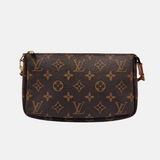 MONOGRAM CANVAS POCHETTE ACCESSOIRES taske fra brand: LOUIS VUITTON - We Do Vintage