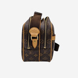 MONOGRAM CANVAS REPORTER PM taske fra brand: LOUIS VUITTON - We Do Vintage