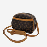 MONOGRAM CANVAS BLOIS taske fra brand: LOUIS VUITTON - We Do Vintage