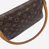 MONOGRAM CANVAS LOOPING PM