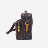 MONOGRAM CANVAS NILE MM