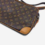 MONOGRAM CANVAS NILE MM