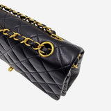 CLASSIC DOUBLE FLAP MEDIUM