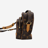 MONOGRAM CANVAS NILE MM