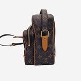 MONOGRAM CANVAS NILE MM
