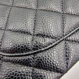 MEDIUM SORT CAVIAR CLASSIC DOUBLE FLAP