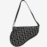 Sort Jacquard Canvas Saddle taske fra brand: DIOR - We Do Vintage