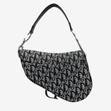 Sort Oblique Jacquard saddle bag taske fra brand: DIOR - We Do Vintage