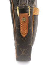 Monogram Canvas Danube taske fra brand: LOUIS VUITTON - We Do Vintage