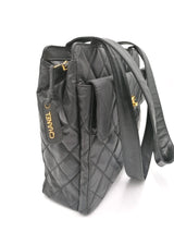 Sort CC Coated Canvas shoulder bag taske fra brand: CHANEL - We Do Vintage