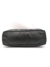 Sort vintage lambskin Tote taske fra brand: CHANEL - We Do Vintage