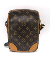 Monogram Canvas Danube taske fra brand: LOUIS VUITTON - We Do Vintage