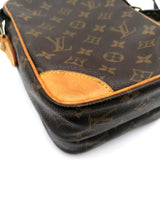Monogram Canvas Amazone taske fra brand: LOUIS VUITTON - We Do Vintage