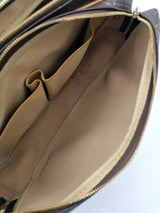 Monogram Canvas Reporter GM taske fra brand: LOUIS VUITTON - We Do Vintage