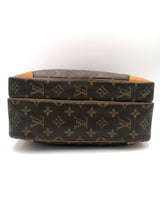 Monogram Canvas Nile MM taske fra brand: LOUIS VUITTON - We Do Vintage