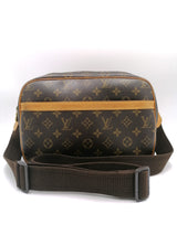 Monogram Canvas Reporter PM taske fra brand: LOUIS VUITTON - We Do Vintage