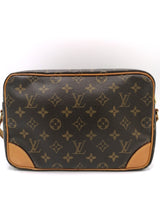 Monogram Canvas Trocadéro 27 taske fra brand: LOUIS VUITTON - We Do Vintage