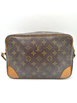 Monogram Canvas Trocadéro 27 taske fra brand: LOUIS VUITTON - We Do Vintage