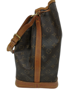 Monogram Canvas Noé taske fra brand: LOUIS VUITTON - We Do Vintage