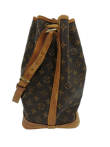 Monogram Canvas Noé taske fra brand: LOUIS VUITTON - We Do Vintage