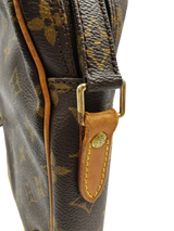 Monogram Canvas Danube taske fra brand: LOUIS VUITTON - We Do Vintage