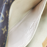 Monogram Canvas Luco taske fra brand: LOUIS VUITTON - We Do Vintage