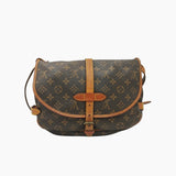 Monogram Canvas Saumur 30 taske fra brand: LOUIS VUITTON - We Do Vintage
