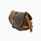 Monogram Canvas Saumur 30 taske fra brand: LOUIS VUITTON - We Do Vintage