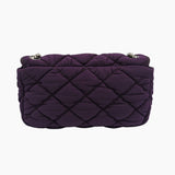 lilla bubble quilt flap bag taske fra brand: CHANEL - We Do Vintage