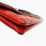 patent chocolate bar taske fra brand: CHANEL - We Do Vintage