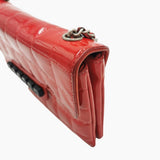 patent chocolate bar taske fra brand: CHANEL - We Do Vintage