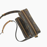 MONOGRAM CANVAS AMAZONE taske fra brand: LOUIS VUITTON - We Do Vintage