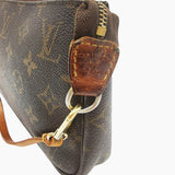 MONOGRAM CANVAS POCHETTE ACCESSOIRES taske fra brand: LOUIS VUITTON - We Do Vintage