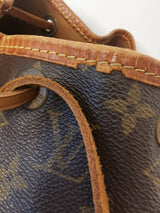 Monogram Canvas Petit Noé taske fra brand: LOUIS VUITTON - We Do Vintage
