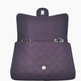 Mørk Lilla jersey classic flap bag jumbo taske fra brand: CHANEL - We Do Vintage