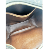 Monogram Canvas Blois taske fra brand: LOUIS VUITTON - We Do Vintage