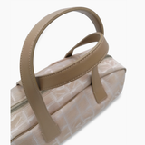 Beige New Travel Line Collection taske fra brand: CHANEL - We Do Vintage