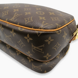 Monogram Canvas Reporter PM taske fra brand: LOUIS VUITTON - We Do Vintage