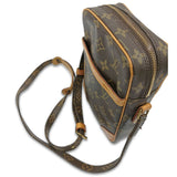 Monogram Canvas Danube taske fra brand: LOUIS VUITTON - We Do Vintage