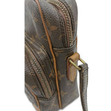 Monogram Canvas Amazone taske fra brand: LOUIS VUITTON - We Do Vintage