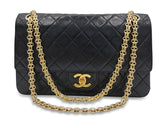 Sort Classic double flap reissue chain medium taske fra brand: CHANEL - We Do Vintage
